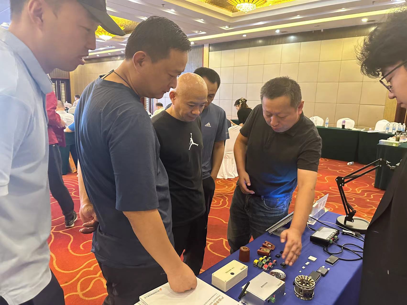 聚焦山东发电系统电气专业技术监督工作会议,悦和科技引领创新(图6) 聚焦山东发电系统电气专业技术监督工作会议,悦和科技引领创新(图6)